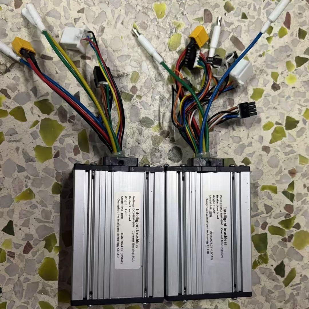 Juego de controlador LIVIAE 52 - 72V 45A Dual Controller reseña y precio